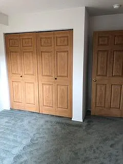 2nd large bedroom with large closets.