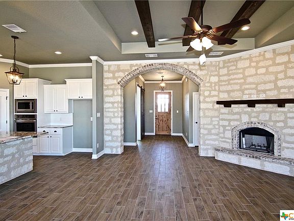 5th image of 3806 Wicker Dr