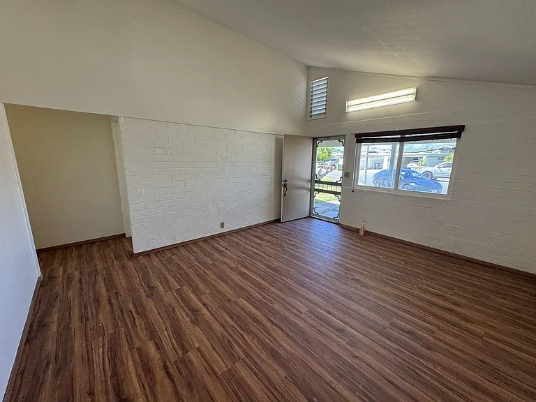 6270 Upolo Pl — Photo 34