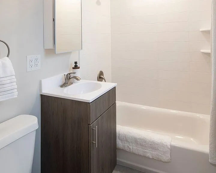 The Parkview at Polifly: In-Unit Washer & Dryer, Heat and Water Included, and Cat & Dog Friendly — Photo 13