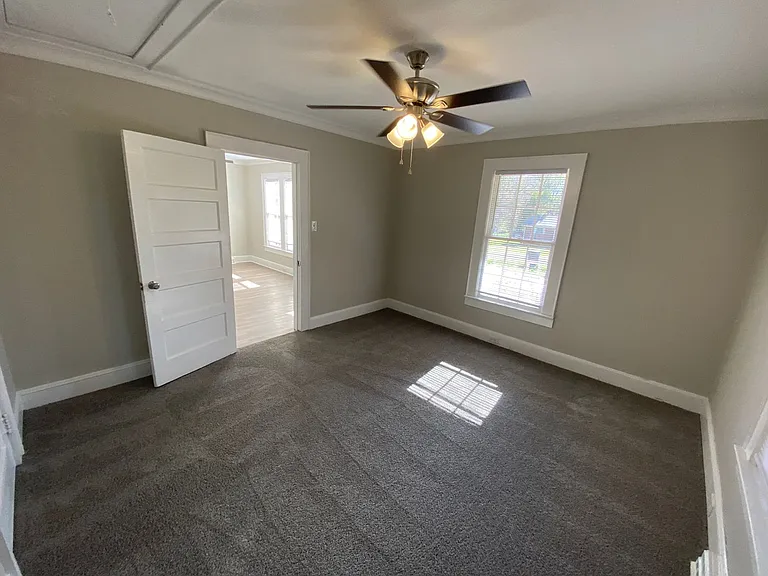 1209 Desoto Ave — Photo 7