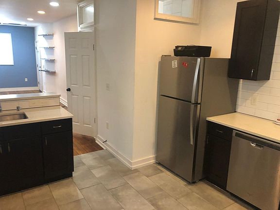 4th image of 1937 S 23rd St #1