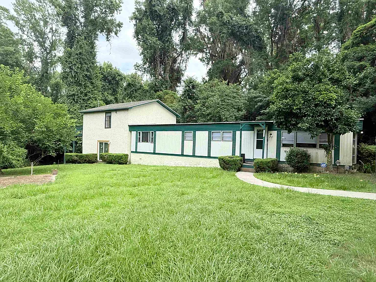 2596 Eddie Rd — Photo 1