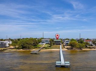 3518 Bay Dr, Kitty Hawk, NC 27949
