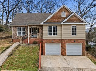 1312 Lynnhaven Cir, Hixson, TN 37343