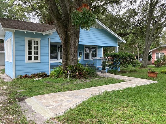 3rd image of 908 W Henry Ave