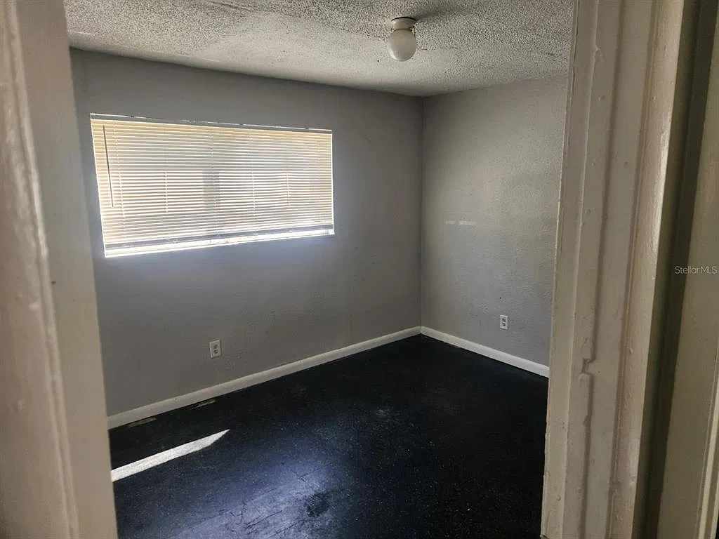 2 bed, 1.0 bath, 631 sqft, $995 — Photo 4