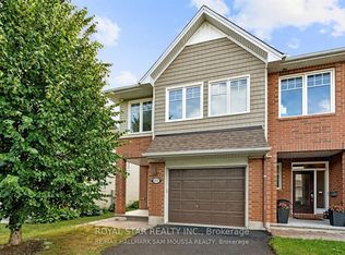 991 Bunchberry Way, Ottawa, ON K1T 0L6