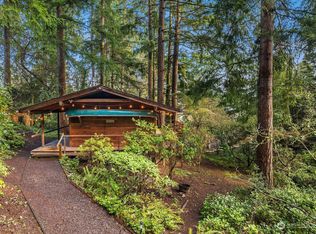 9200 SE 68th St, Mercer Island, WA 98040