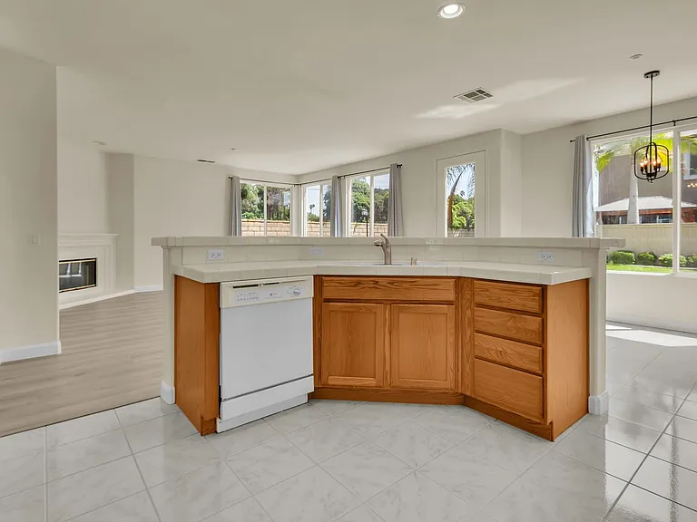 10 Clearwater Cv — Photo 18