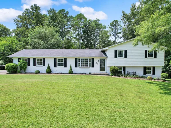 201 Triplett Cir NW, Cleveland, TN 37312