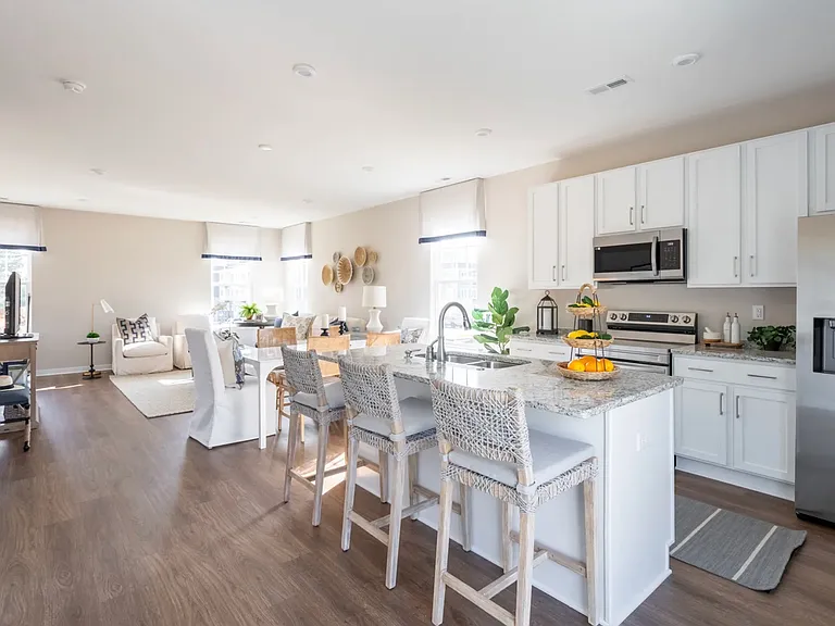 2130 Blossom Trail Ave — Photo 14