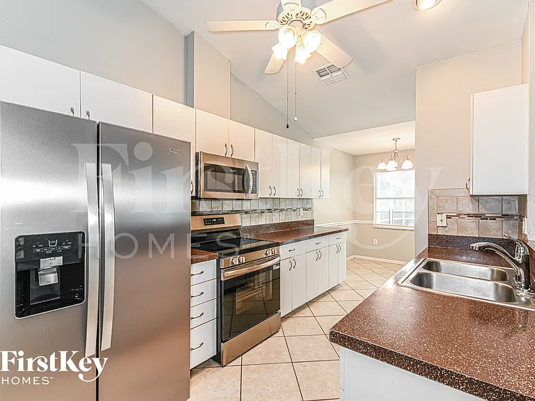 17536 Oriole Rd — Photo 8