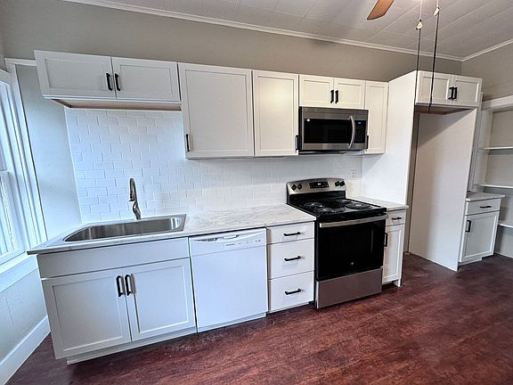 2nd image of 302-308 W Main St Floor 302-1