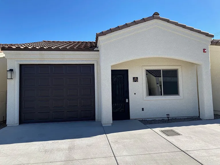 2770 Palo Verde Blvd S — Photo 1