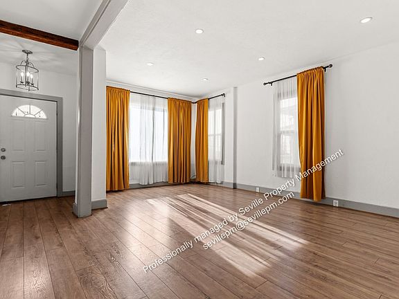 5th image of 2037 36th Ave
