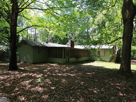 5th image of 9 River Ln SW