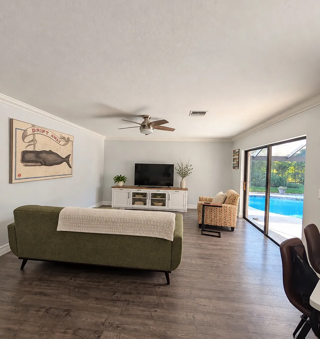 3 bed, 2.5 bath, 1959 sqft, $3,450 — Photo 4