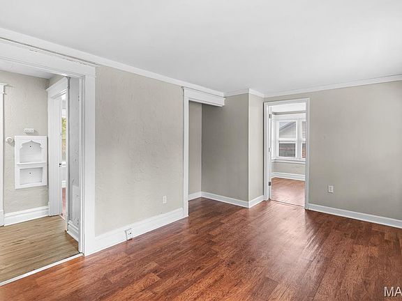 4th image of 7611 San Diego Ave