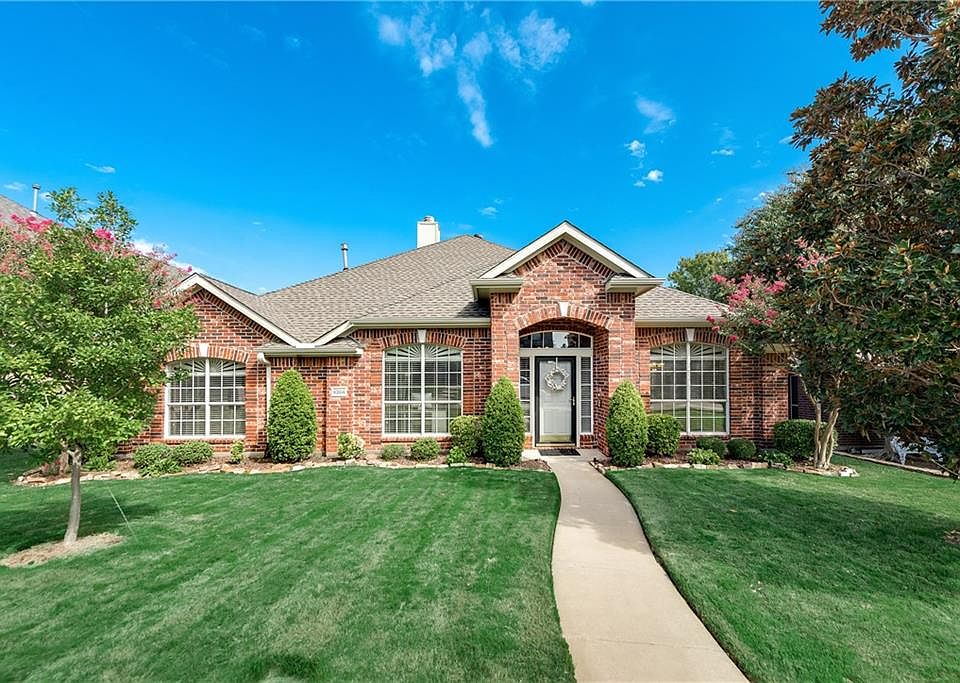 1st image of 6304 Oakmont Dr