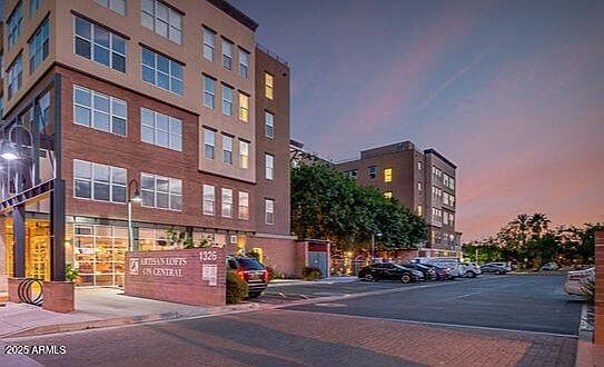 2nd image of 1326 N CENTRAL Avenue #307