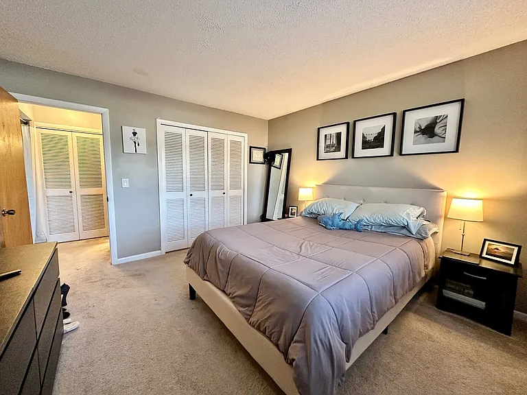 1001 Twin Circle Dr #1001 — Photo 16