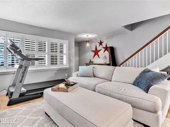 12356 NW 15th St, Pembroke Pines, FL 33026