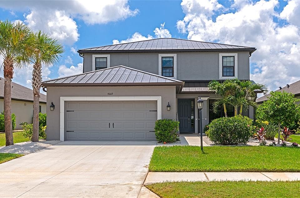 1st image of 9069 Luna Ln