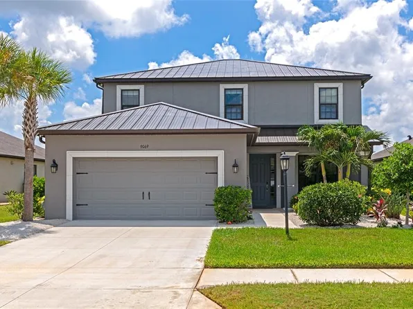 9069 Luna Ln, Sarasota, FL 34241