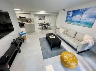 19801 E Country Club Dr #4201, Aventura, FL 33180