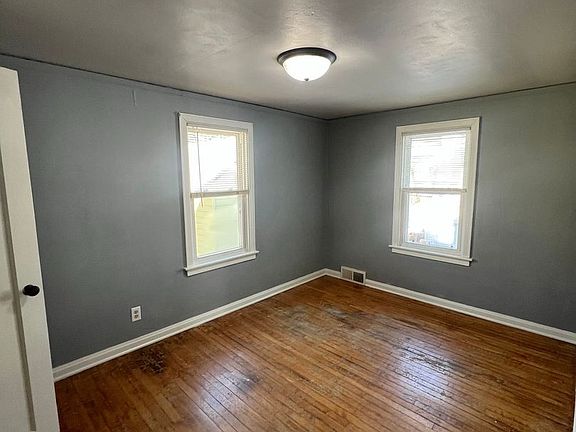 5th image of 305 S 11th Ave #1/2