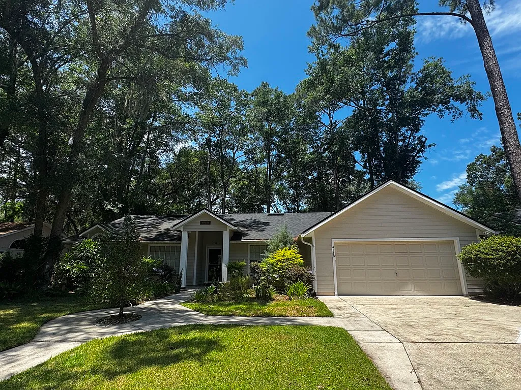 4 bed, 1982 sqft, $2,650 — Photo 1
