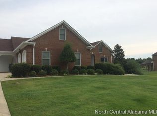 2215 Deer Run Dr SW, Cullman, AL 35057