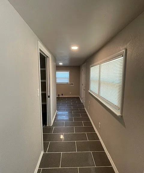 5341 S Delaware Pl — Photo 10