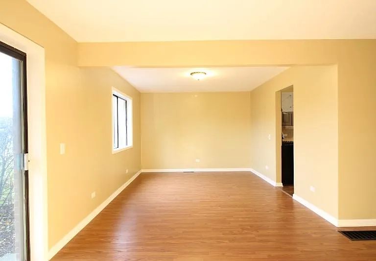 1225 Hunters Ln — Photo 6