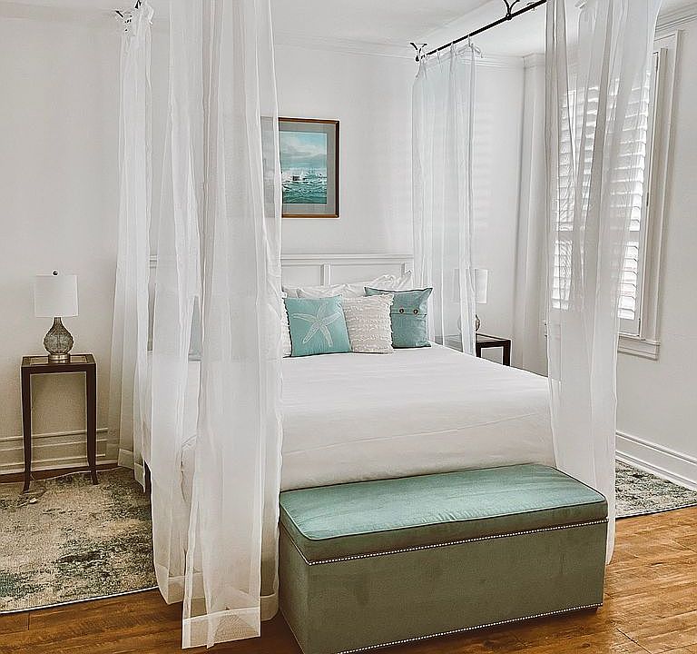1st image of 235 Sunrise Ave APT 3-4