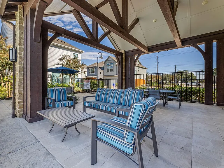 10930 Brambling Wood Dr — Photo 45