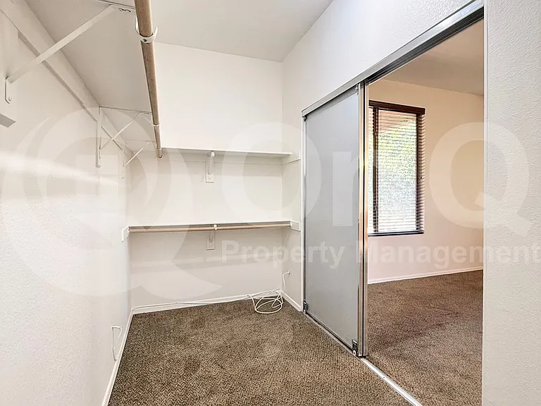 16609 S 16th Dr — Photo 8