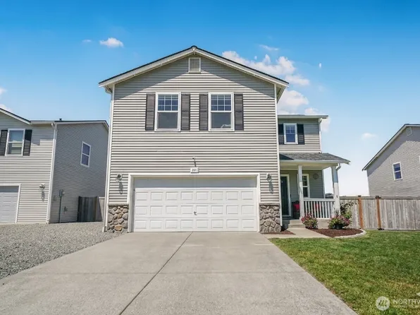 205 Roberts St NE, Orting, WA 98360