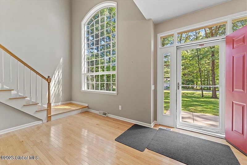 3rd image of 27 Brookside Drive