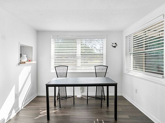 5th image of 8106 N Klondyke St