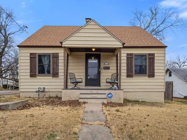 103 S Landrum Street, Mt Vernon, MO 65712