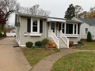2163 Bourdon St, Muskegon, MI 49441
