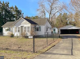 23915 Mervell Dean Rd, Hollywood, MD 20636