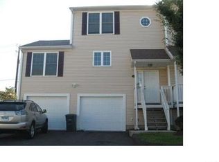 800 Seaview Ave #7801, Bridgeport, CT 06607