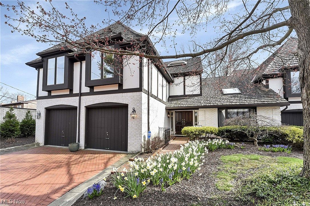 5 Windsor Ct, Rocky River, OH 44116 Zillow