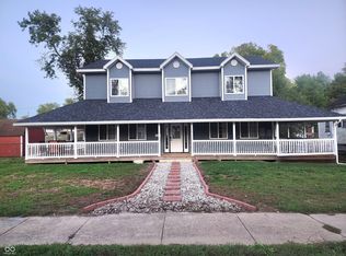 524 S 6th St, West Terre Haute, IN 47885