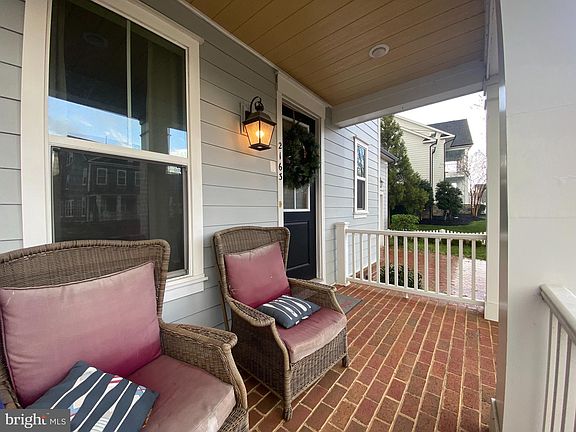 4th image of 2163 Potomac River Blvd