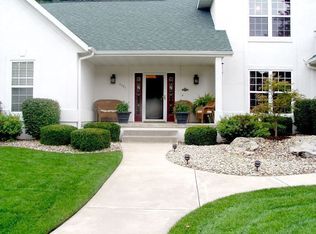 5481 Pebble Ln, Osage Beach, MO 65065