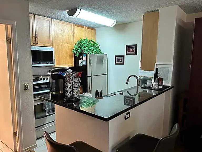 75 S Reynolds St #317 — Photo 1